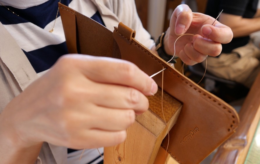 お客様が欲しいと望むレザーアイテムづくりのお手伝いをいたします